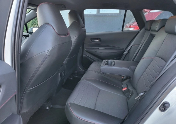 Toyota Corolla cena 88400 przebieg: 148560, rok produkcji 2019 z Okonek małe 436